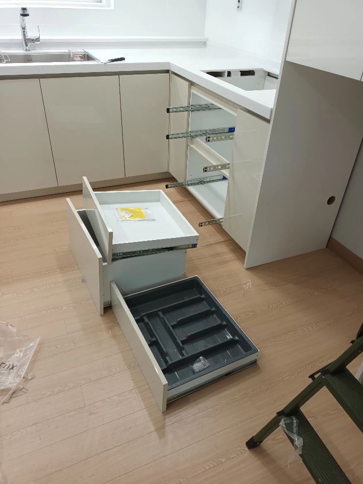 입주24 서랍 청소 전